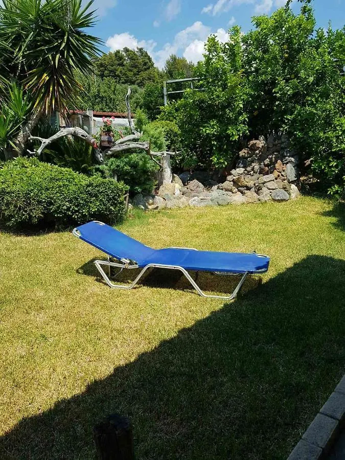 Lemon Flowers Apartments Νέα Σκιώνη